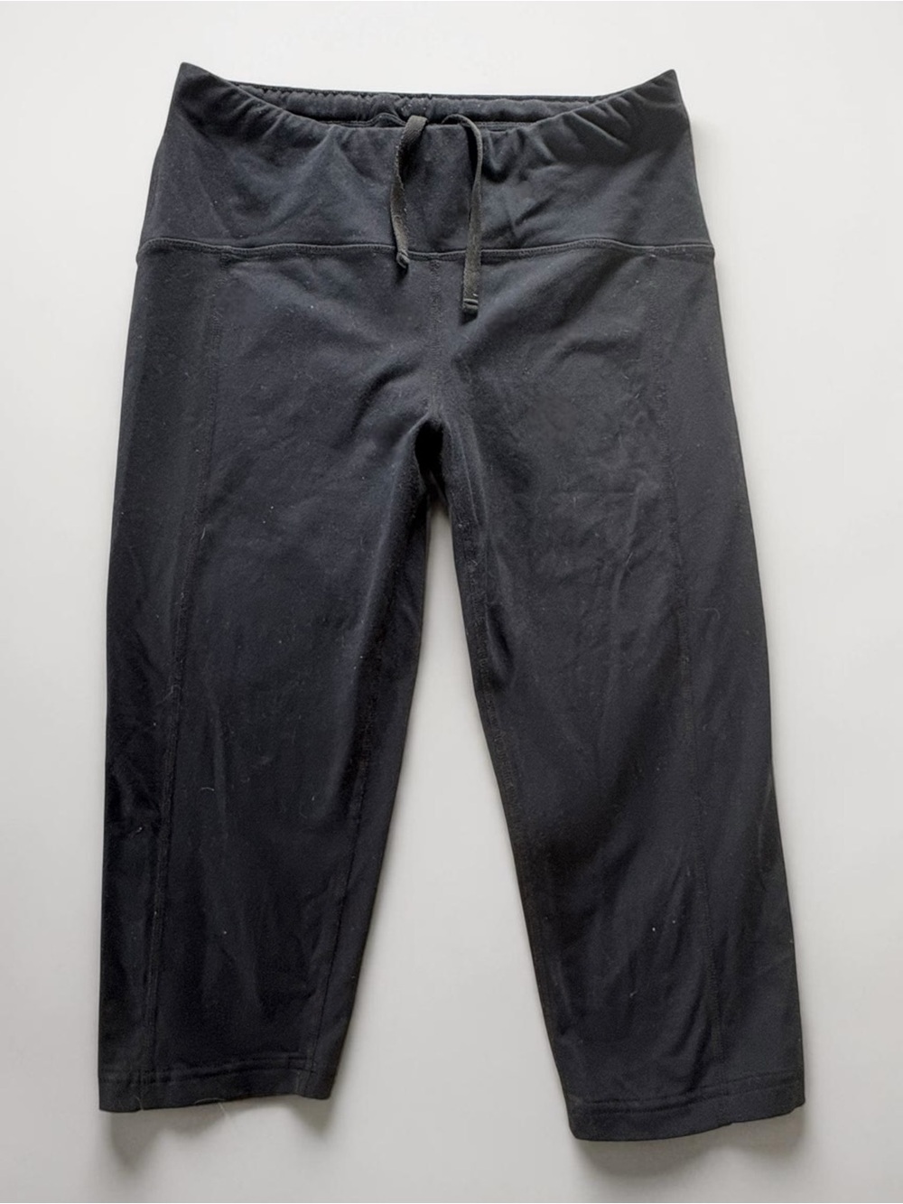 oiselle Black Drawstring Capri Yoga or Running Pants / Leggings Midrise Size 4